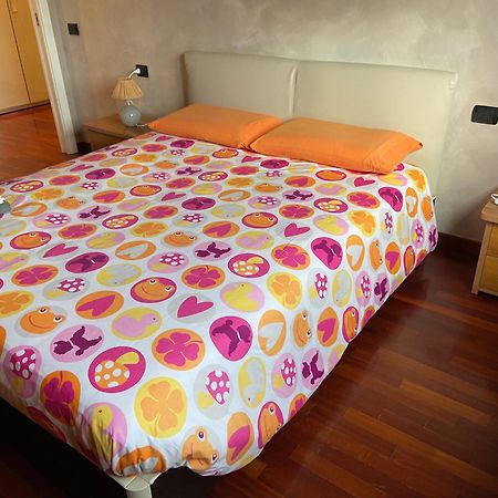 Casa Rino- Rho Fiera Daire Dış mekan fotoğraf